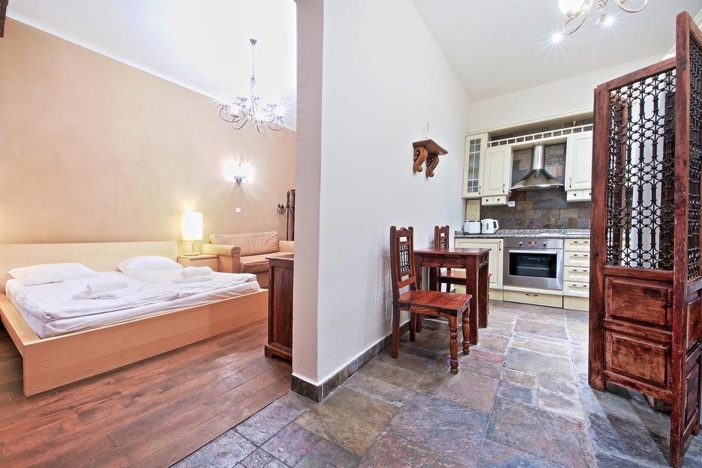 Rose Apartment Prag